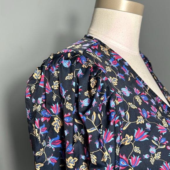 BANANA REPUBLIC Puff-Shoulder Blouse| BANANA REPUBLIC Puff-Shoulder Top XS - Picture 9 of 14